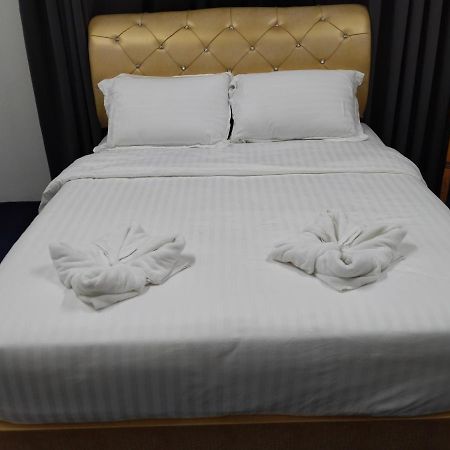Maidam Inn Jertih Extérieur photo